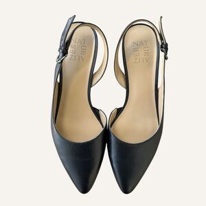 Naturalizer Banks Black Slingback Block Heel Pointed Toe Pumps Size 7M